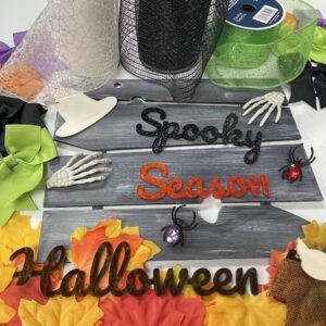 10/17/26 **7:00-9:00pm** LIMITED 5 SEATS Seasonal Rectangle Door Hangers Class